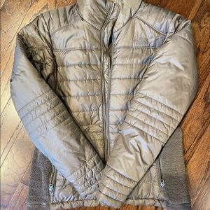 Women’s North Face jacket. Size Large.